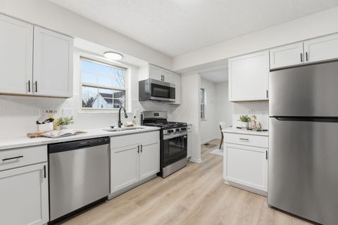 Tiny photo for 1454 Cinnamon Drive, Marysville, OH 43040 (MLS # 225045492)