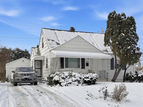 Photo of 3205 Hamilton Avenue, Columbus, OH 43224 (MLS # 225045714)