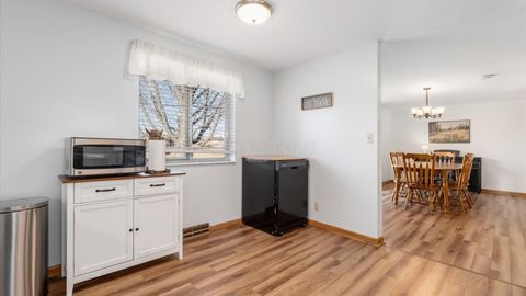 Tiny photo for 469 King Court, Newark, OH 43055 (MLS # 226005483)