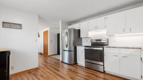 Tiny photo for 469 King Court, Newark, OH 43055 (MLS # 226005483)