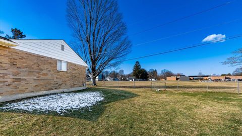 Tiny photo for 469 King Court, Newark, OH 43055 (MLS # 226005483)