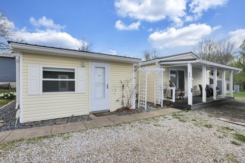 Photo of 24 Maple Avenue, Thornville, OH 43076 (MLS # 226010828)