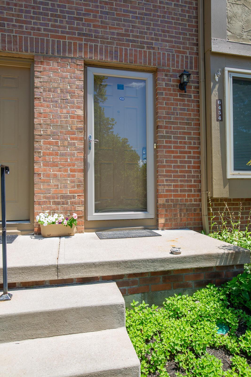 6454 Cobble Way #61, Dublin, Ohio image 3