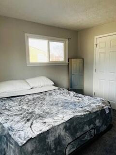 Tiny photo for 128 Ravenwood Drive, Springfield, OH 45504 (MLS # 226002408)