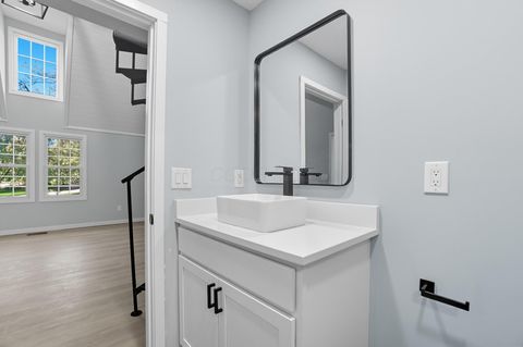 Tiny photo for 9102 Moors Place N, Dublin, OH 43017 (MLS # 225039591)