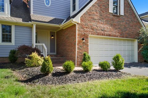 Tiny photo for 9102 Moors Place N, Dublin, OH 43017 (MLS # 225039591)