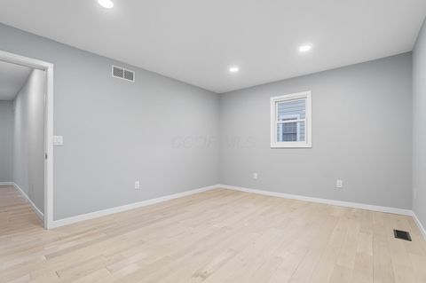 Tiny photo for 9102 Moors Place N, Dublin, OH 43017 (MLS # 225039591)