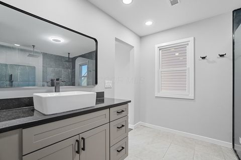 Tiny photo for 9102 Moors Place N, Dublin, OH 43017 (MLS # 225039591)