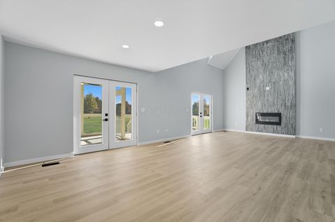 Tiny photo for 9102 Moors Place N, Dublin, OH 43017 (MLS # 225039591)