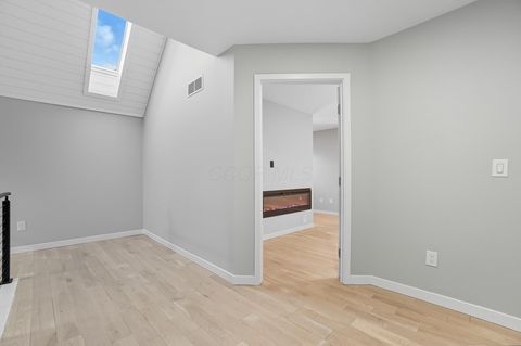 Tiny photo for 9102 Moors Place N, Dublin, OH 43017 (MLS # 225039591)