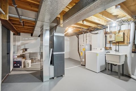 Tiny photo for 651 Cranfield Place, Columbus, OH 43213 (MLS # 225045446)