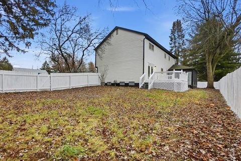 Tiny photo for 651 Cranfield Place, Columbus, OH 43213 (MLS # 225045446)