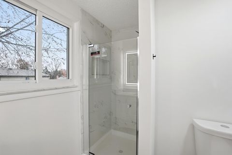 Tiny photo for 651 Cranfield Place, Columbus, OH 43213 (MLS # 225045446)