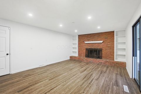 Tiny photo for 651 Cranfield Place, Columbus, OH 43213 (MLS # 225045446)