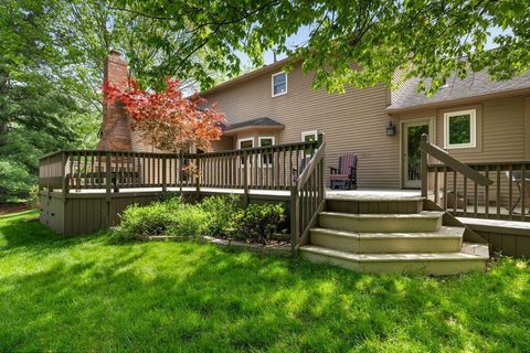 Tiny photo for 165 Briarbend Boulevard, Powell, OH 43065 (MLS # 226014265)