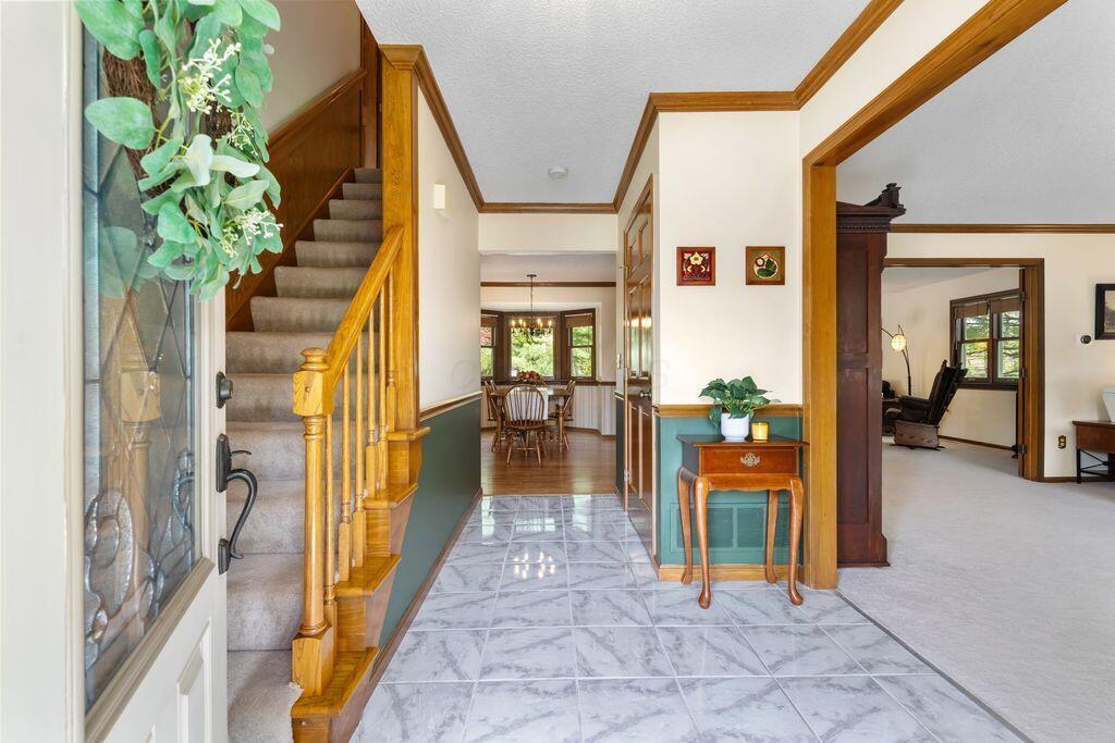 165 Briarbend Boulevard