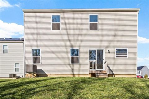 Tiny photo for 5999 Bears Run Road, Columbus, OH 43232 (MLS # 225041898)