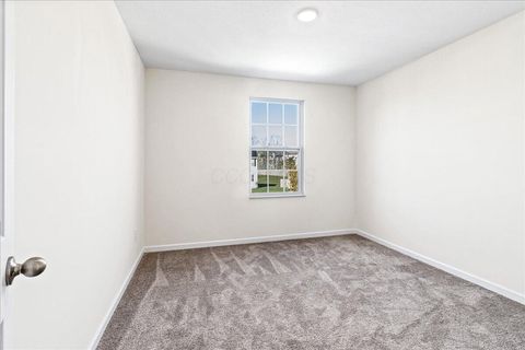 Tiny photo for 5999 Bears Run Road, Columbus, OH 43232 (MLS # 225041898)