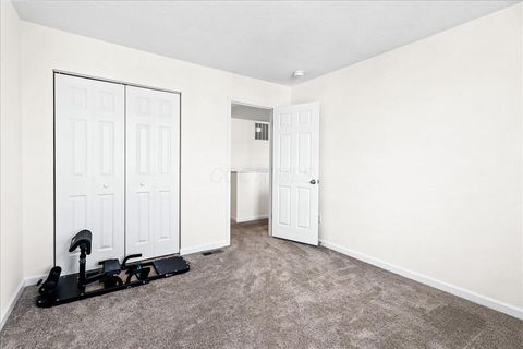 Tiny photo for 5999 Bears Run Road, Columbus, OH 43232 (MLS # 225041898)