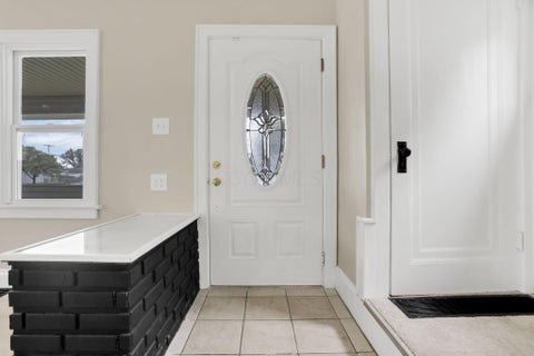 Tiny photo for 1615 Garling Avenue, Columbus, OH 43223 (MLS # 226036372)