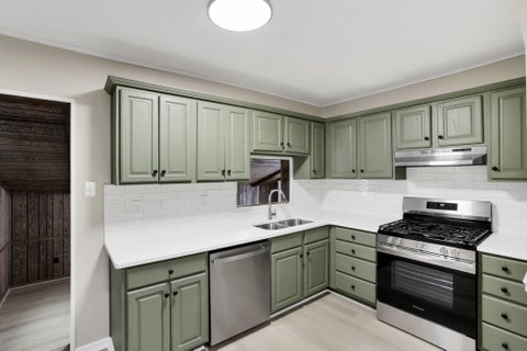 Tiny photo for 1615 Garling Avenue, Columbus, OH 43223 (MLS # 226036372)