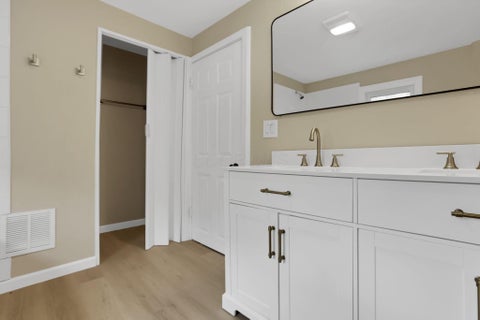 Tiny photo for 1615 Garling Avenue, Columbus, OH 43223 (MLS # 226036372)