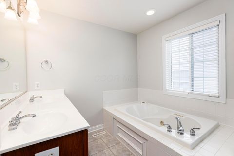 Tiny photo for 6759 Headwater Trail, New Albany, OH 43054 (MLS # 225026148)