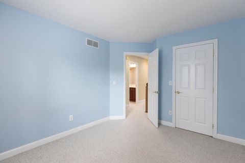 Tiny photo for 6759 Headwater Trail, New Albany, OH 43054 (MLS # 225026148)