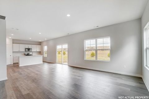 Tiny photo for 143 Brookside Drive, Jeffersonville, OH 43128 (MLS # 225045248)