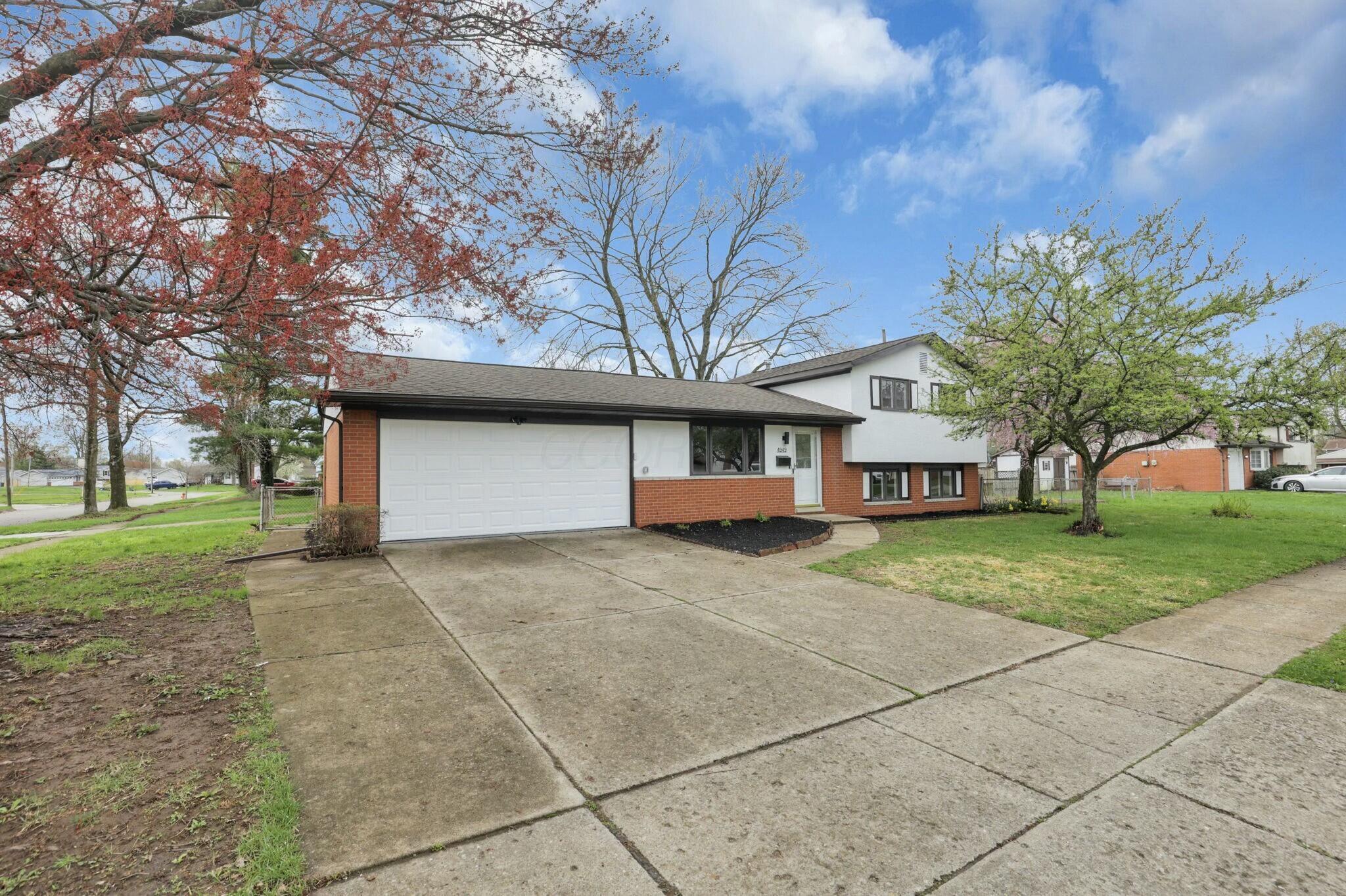 4949 Carbondale Drive, Columbus, Ohio image 4