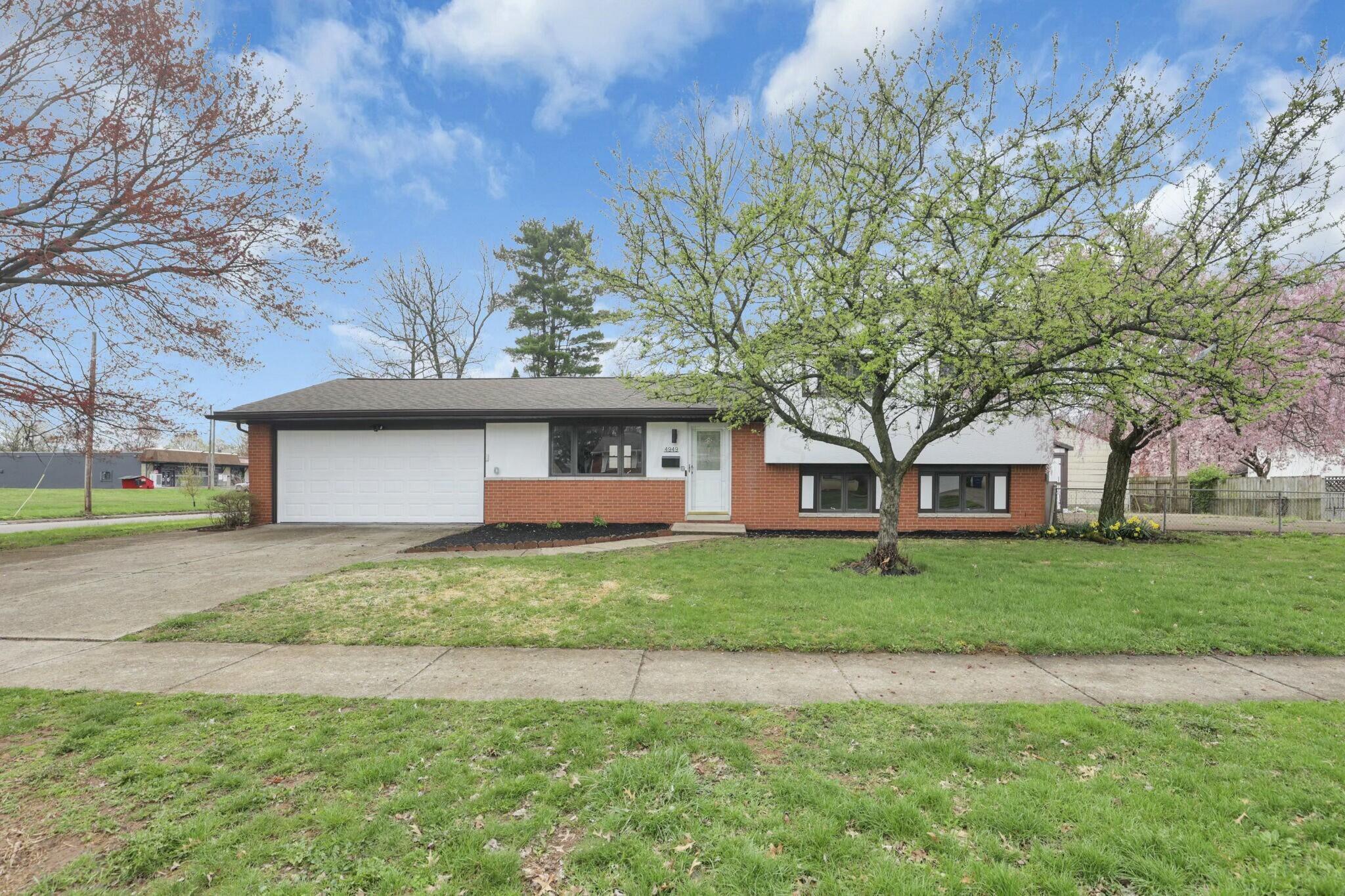 4949 Carbondale Drive, Columbus, Ohio image 2