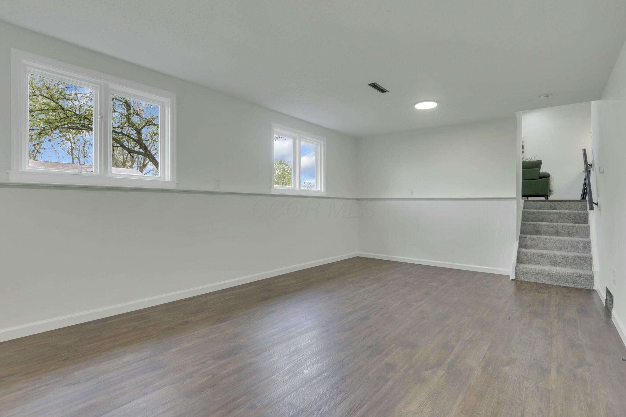 4949 Carbondale Drive, Columbus, Ohio image 34