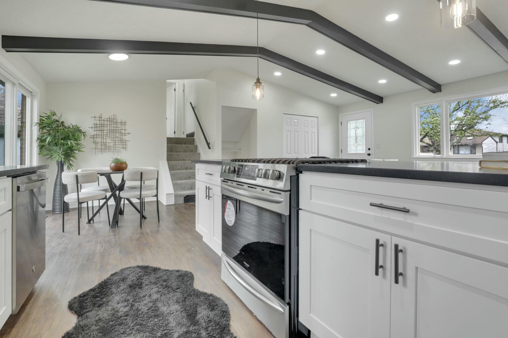 4949 Carbondale Drive, Columbus, Ohio image 18