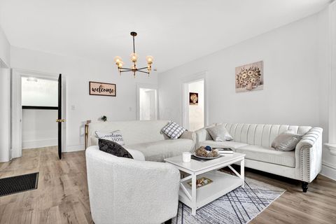 Tiny photo for 172 N 21st Street, Columbus, OH 43203 (MLS # 225040255)