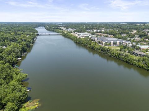 Tiny photo for 4500 Dublin Road 452 #452, Columbus, OH 43221 (MLS # 226000175)