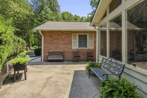Tiny photo for 4500 Dublin Road 452 #452, Columbus, OH 43221 (MLS # 226000175)