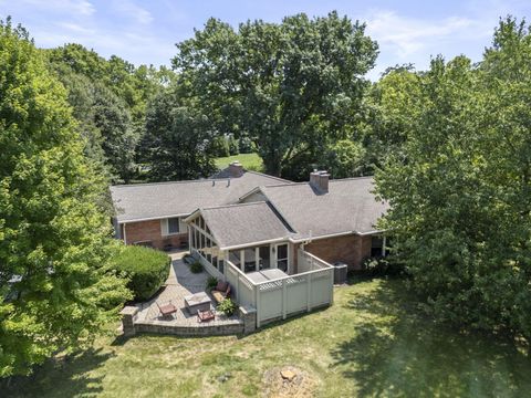 Tiny photo for 4500 Dublin Road 452 #452, Columbus, OH 43221 (MLS # 226000175)