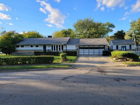 Photo of 5404 Morning Drive, Hilliard, OH 43026 (MLS # 226036727)