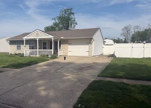 Photo of 4926 Meadowbrook Drive, Columbus, OH 43207 (MLS # 226002044)