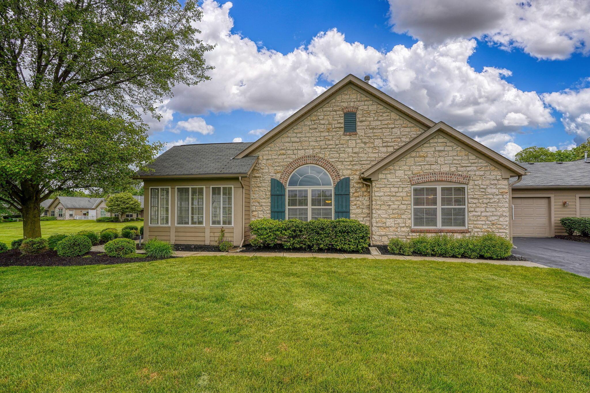 6973 Falls View Circle, Delaware, Ohio image 3