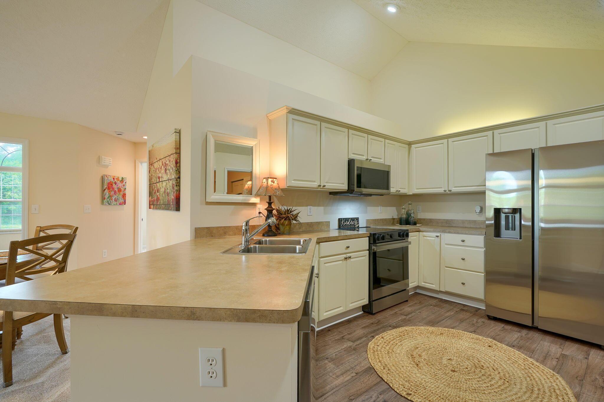 6973 Falls View Circle, Delaware, Ohio image 22