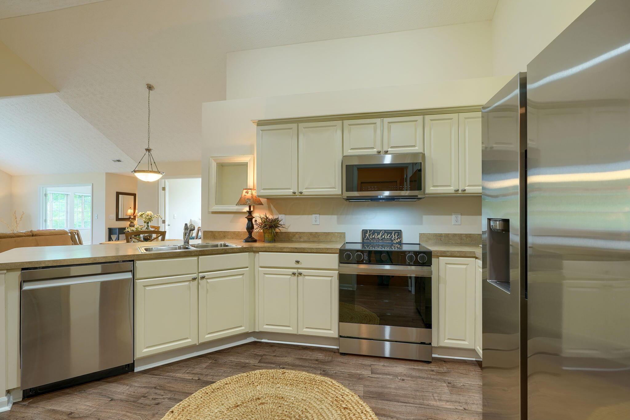 6973 Falls View Circle, Delaware, Ohio image 24