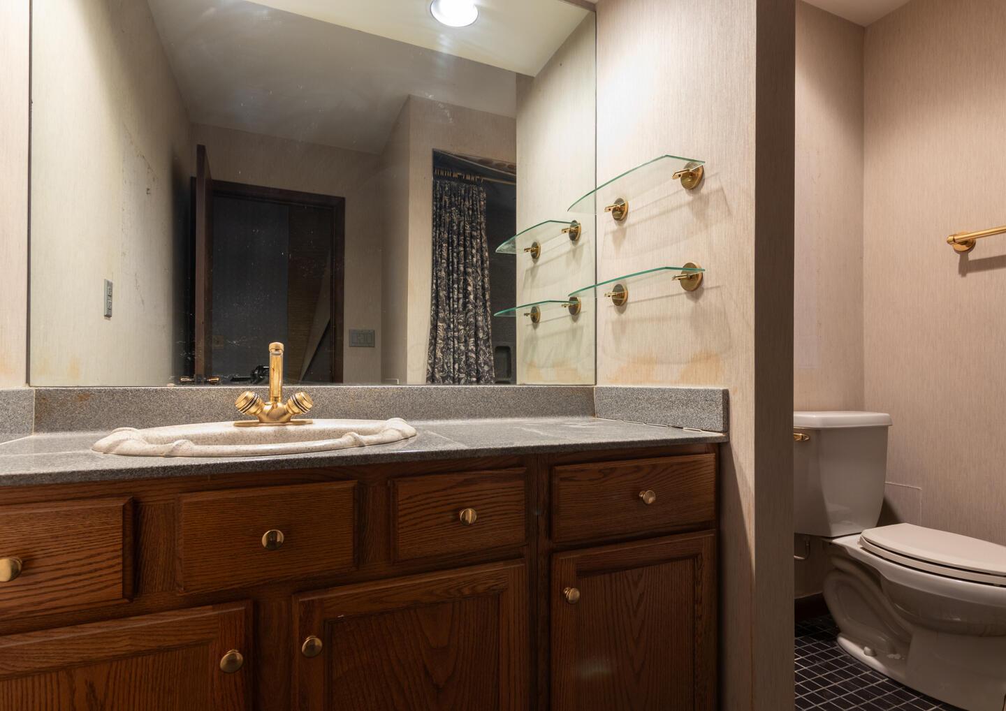 7310 Woodale Drive, Carroll, Ohio image 17