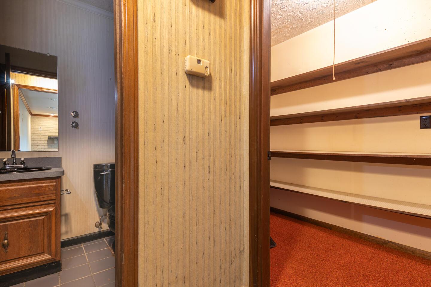 7310 Woodale Drive, Carroll, Ohio image 12