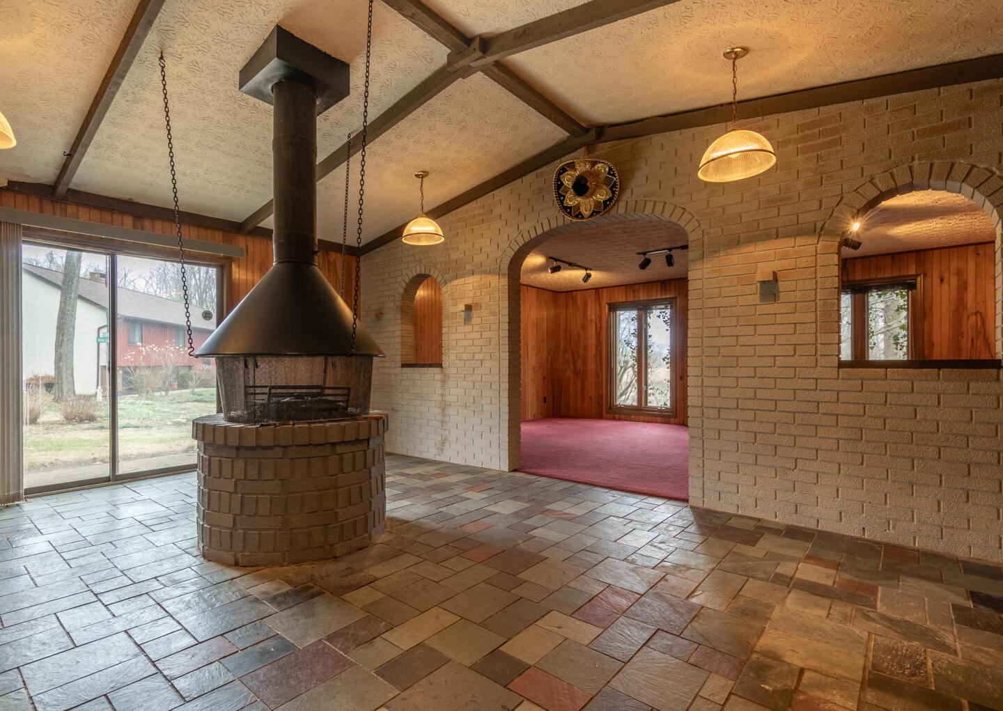 7310 Woodale Drive, Carroll, Ohio image 14