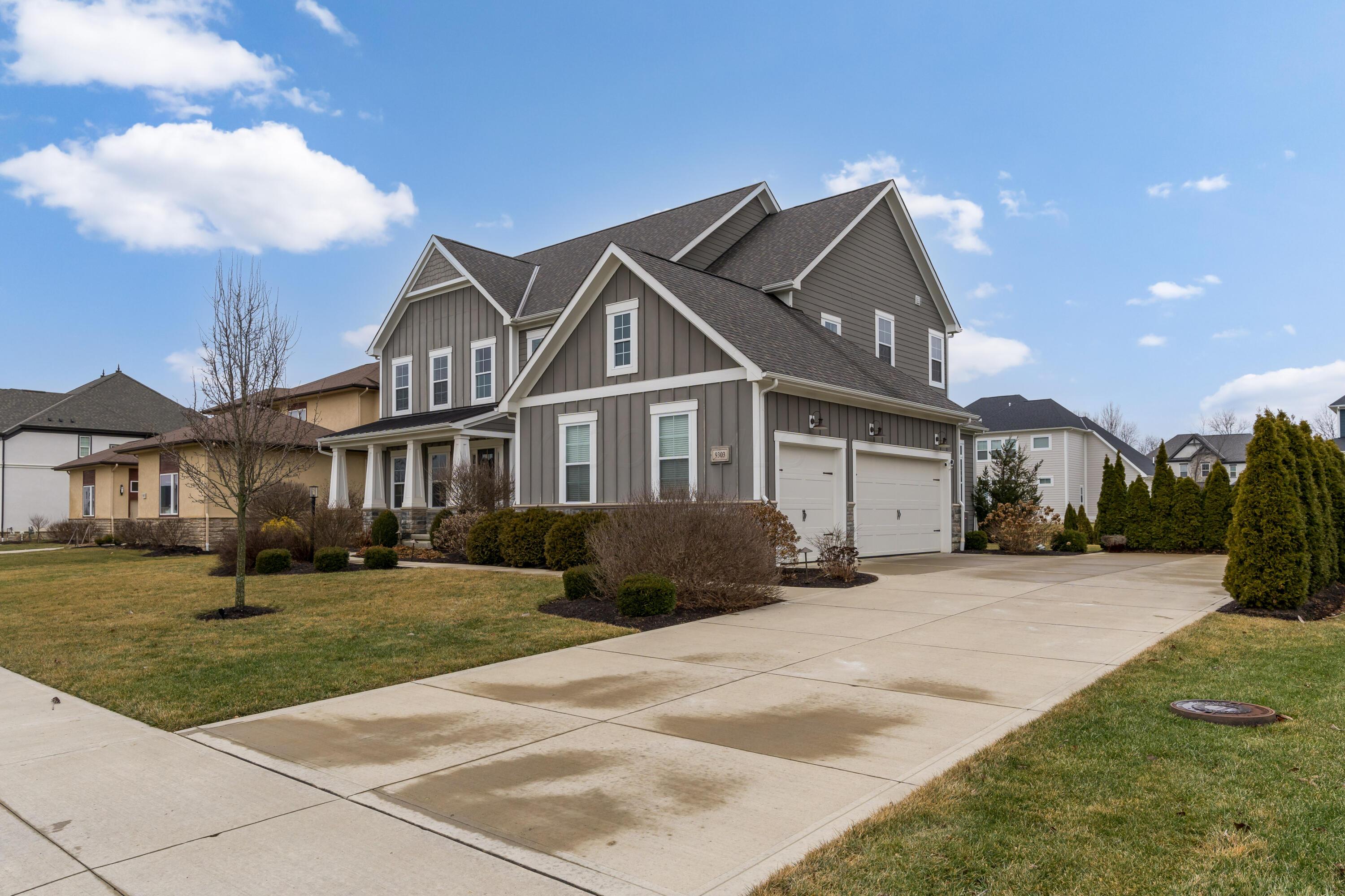 Powell, Ohio 43065, United States, 5 Bedrooms Bedrooms, ,5 BathroomsBathrooms,Residential,Contingent,7805