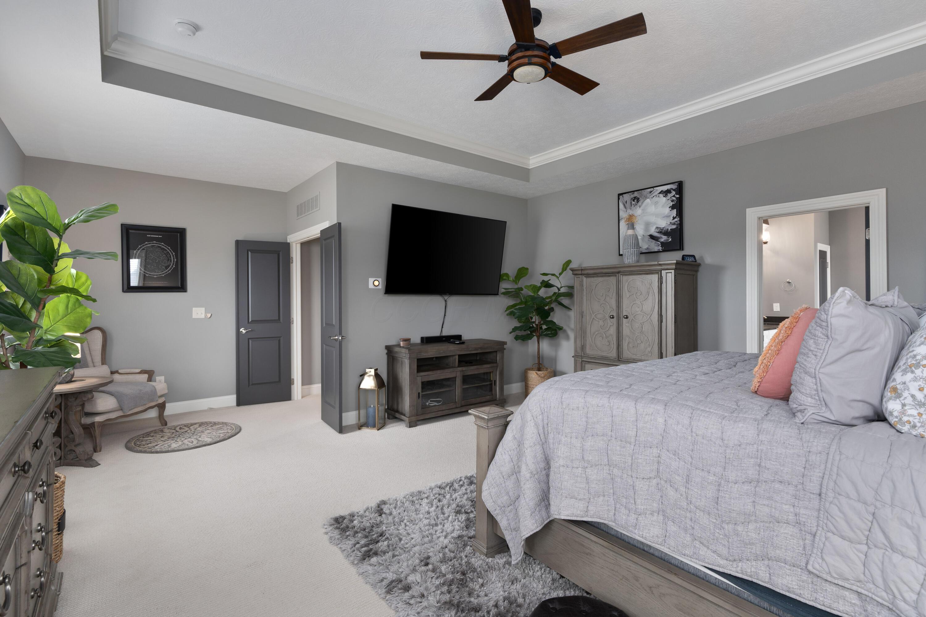 Powell, Ohio 43065, United States, 5 Bedrooms Bedrooms, ,5 BathroomsBathrooms,Residential,Contingent,7805