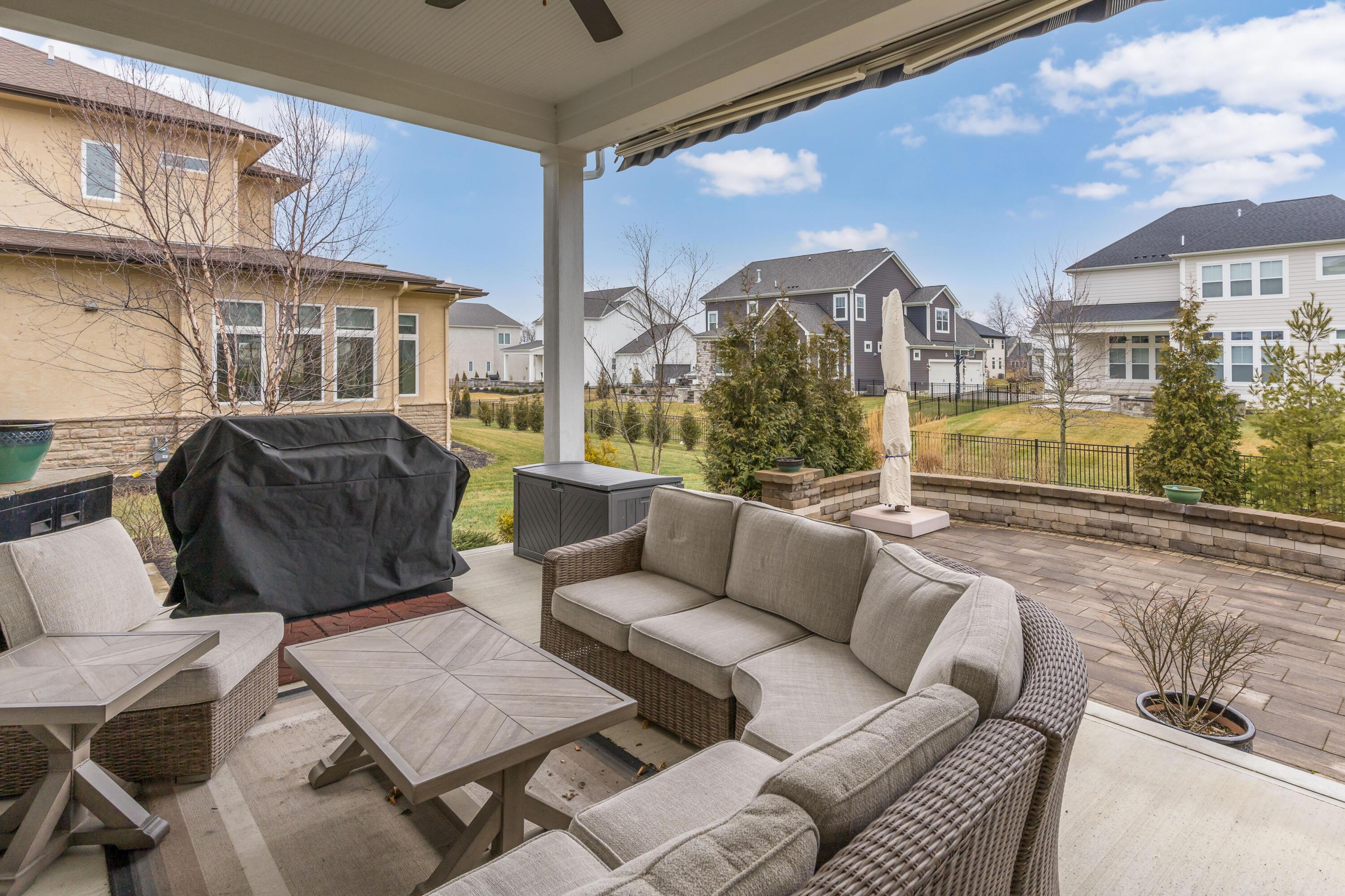 Powell, Ohio 43065, United States, 5 Bedrooms Bedrooms, ,5 BathroomsBathrooms,Residential,Contingent,7805