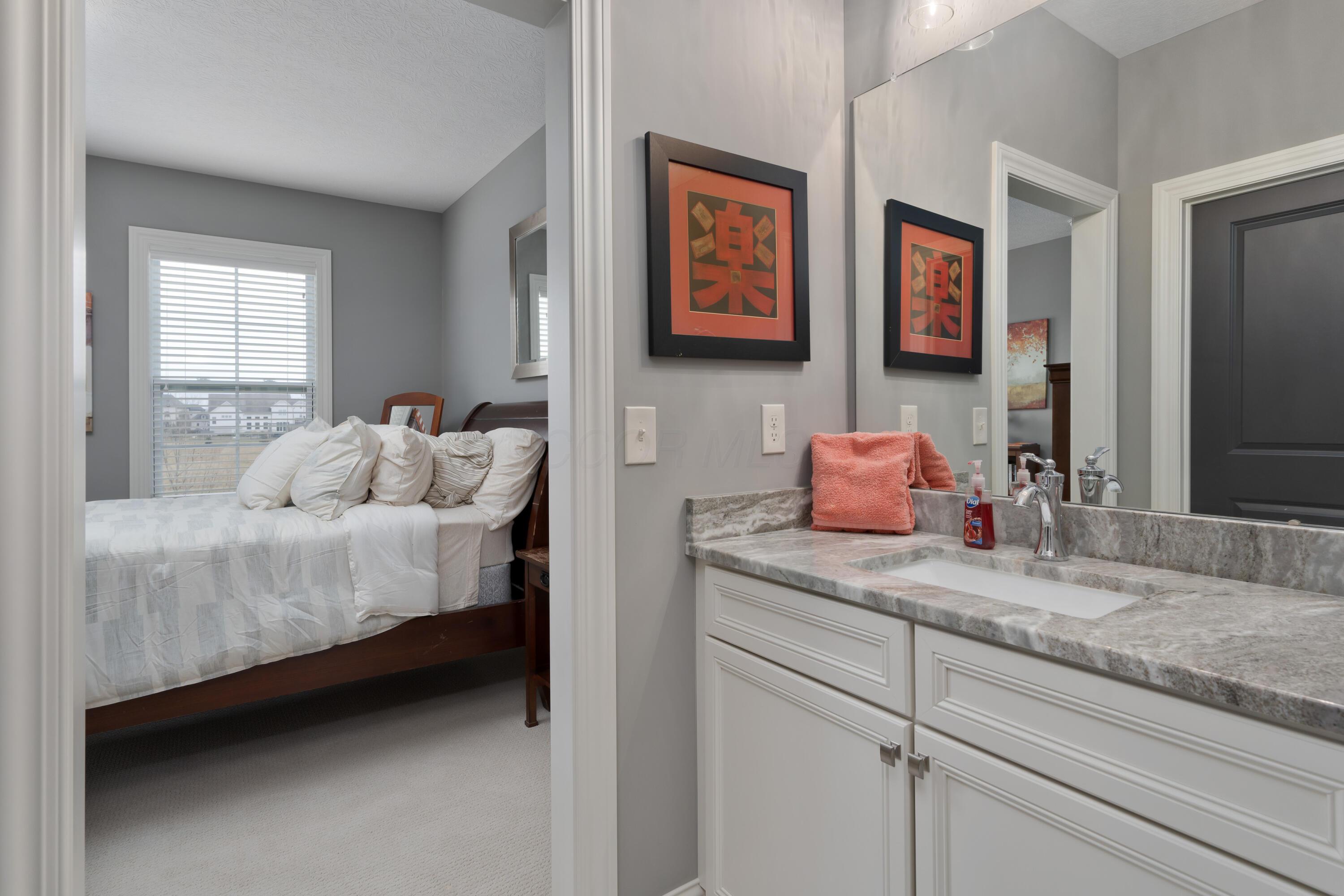 Powell, Ohio 43065, United States, 5 Bedrooms Bedrooms, ,5 BathroomsBathrooms,Residential,Contingent,7805