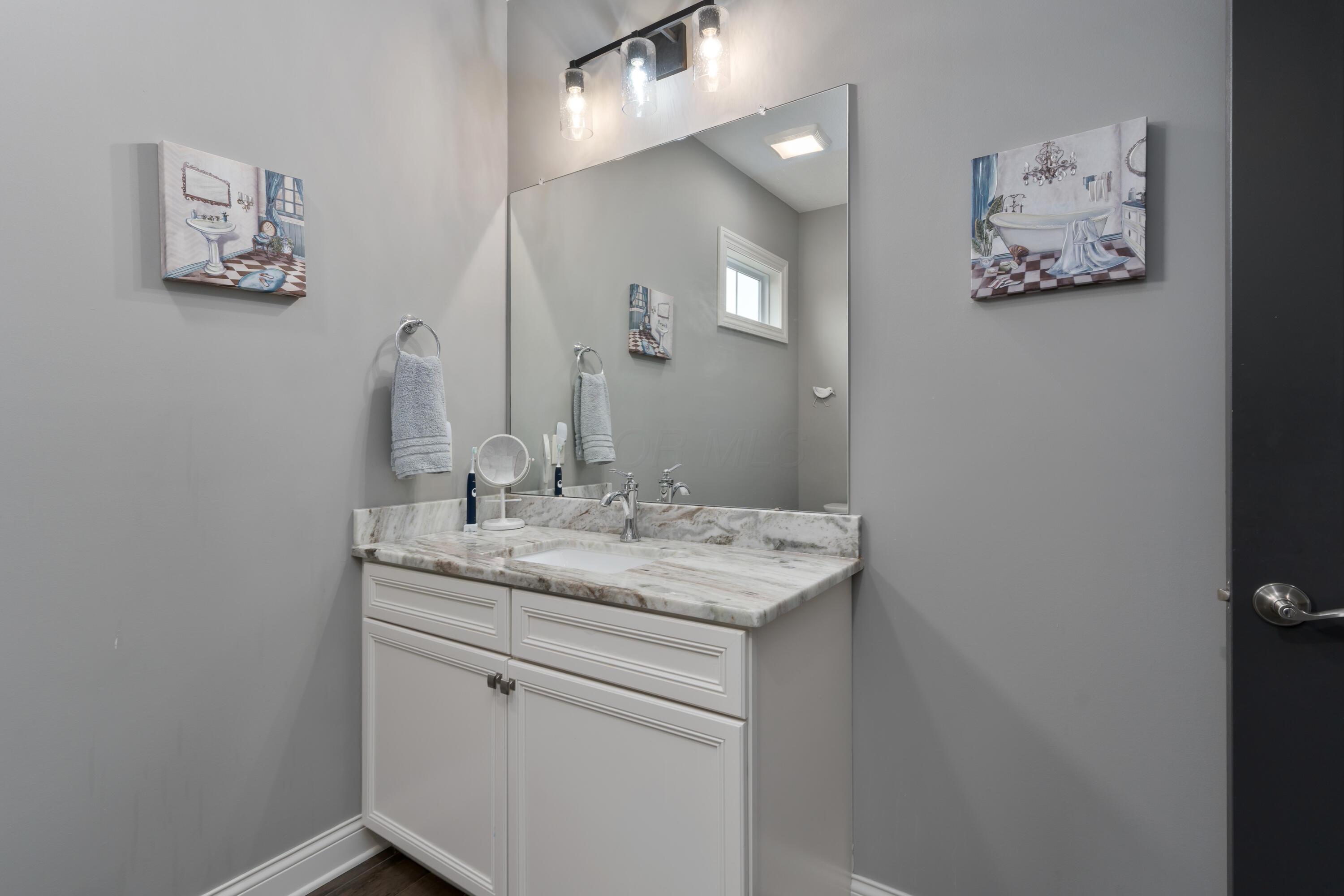 Powell, Ohio 43065, United States, 5 Bedrooms Bedrooms, ,5 BathroomsBathrooms,Residential,Contingent,7805